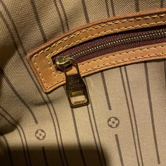 🚫SOLD🚫Authentic Louis Vuitton Delightful MM - Picture 10 of 11